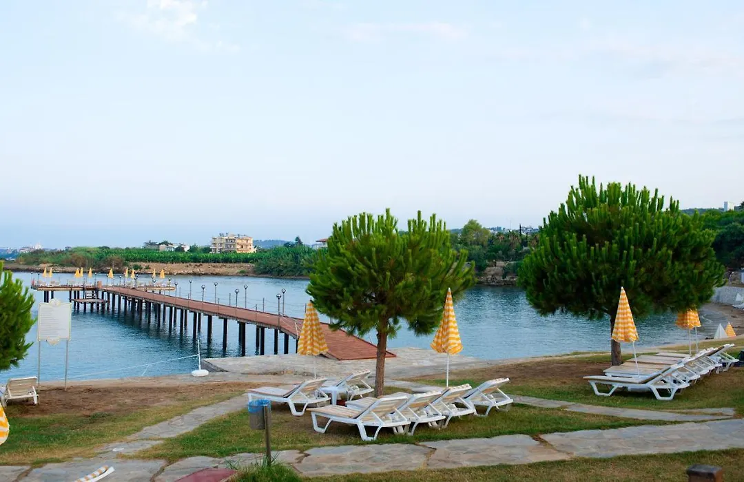 Oz Hotels Incekum Beach Resort & Spa Hotel-1